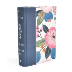 NIV The Womans Study Bible Blue Floral Full-Color Cloth Over Board (Hardcover)