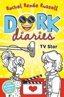 Dork Diaries: TV Star : Volume 7 - 9781398527614